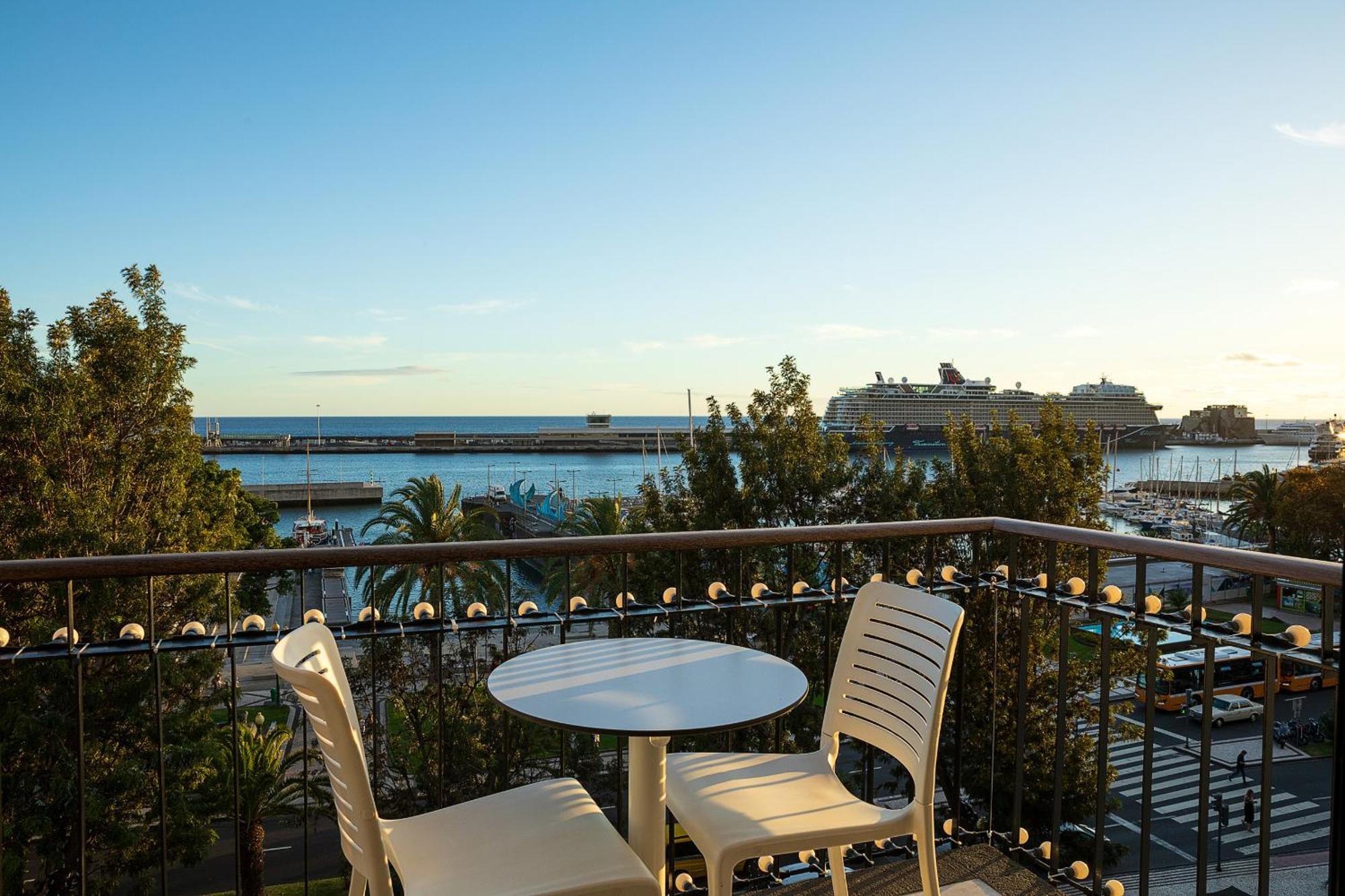 King David Suites By Madeira Sun Travel Funchal  Bagian luar foto